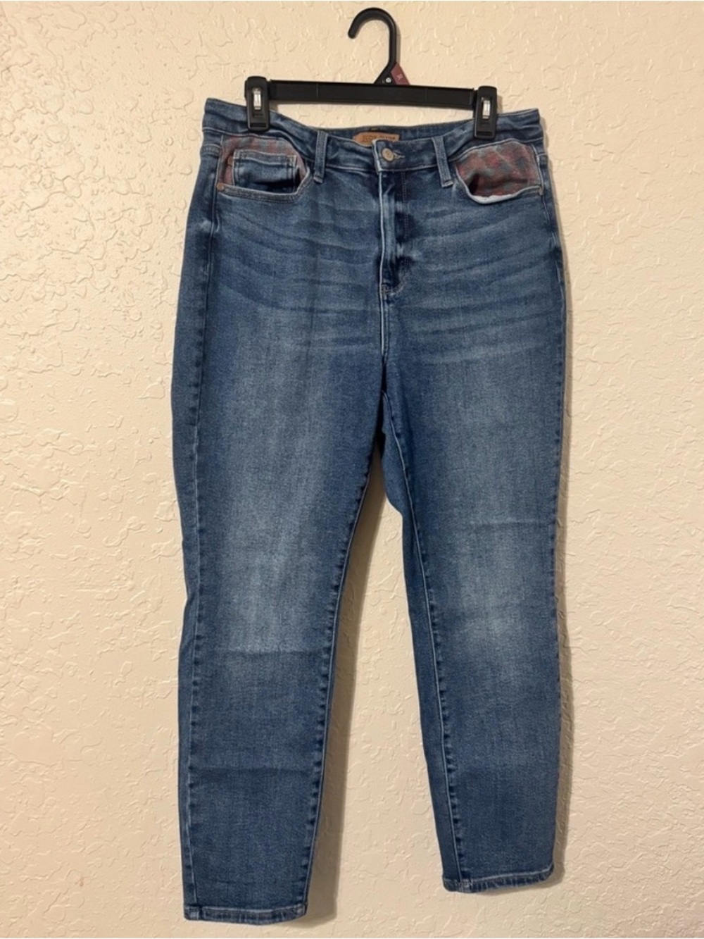 Judy Blue Medium Wash Skinny Jeans